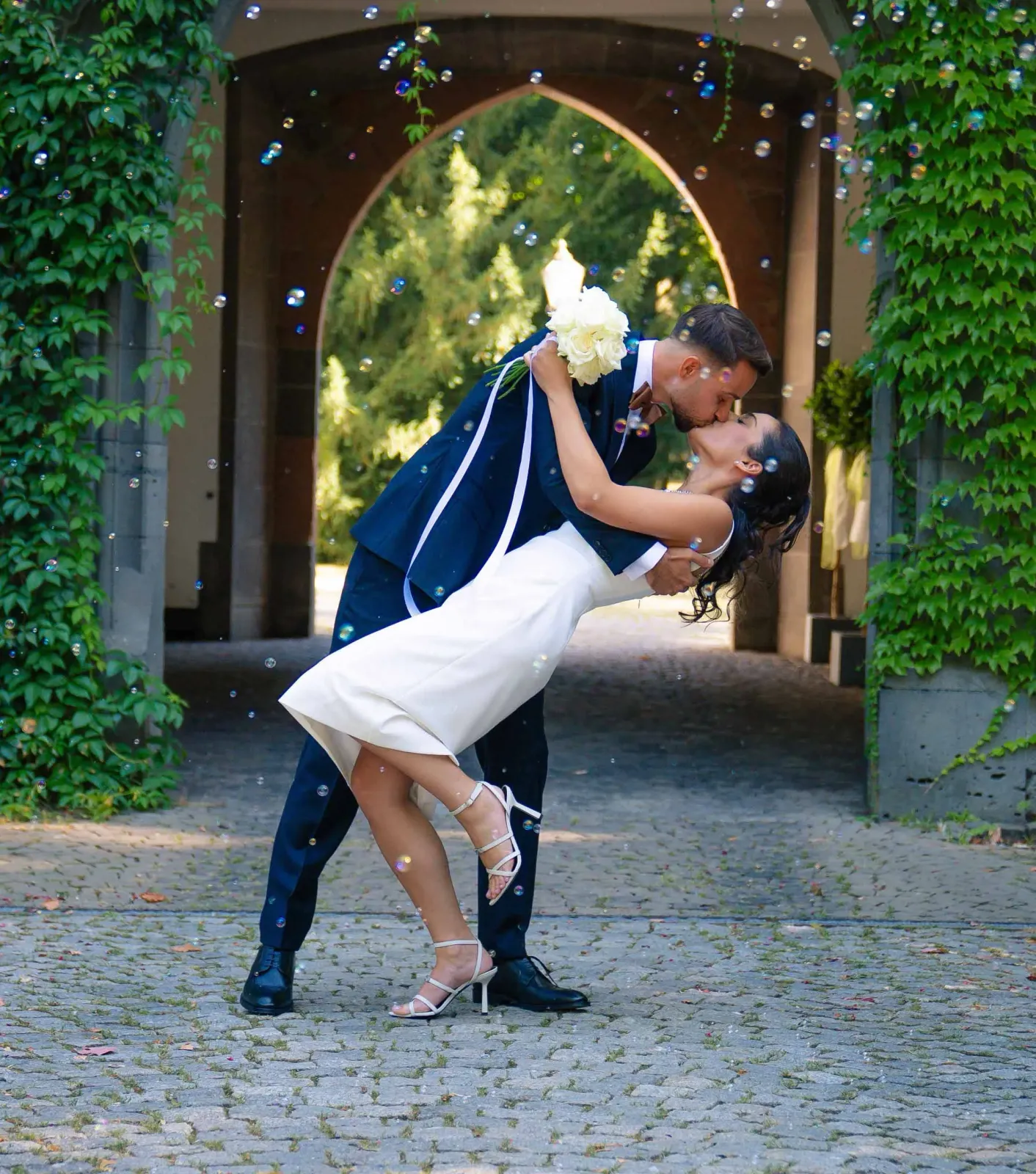 Emotionale Hochzeitsreportage Frankfurt - echte Gefühle statt gestellte Posen